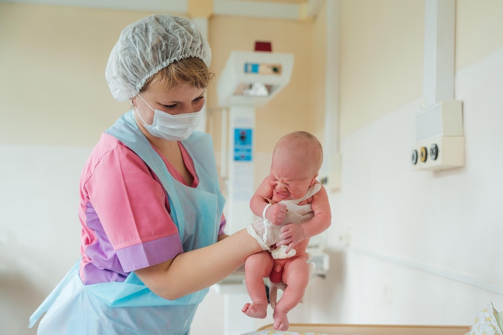 Porodní asistentka, porodní asistentka - klady a zápory profese